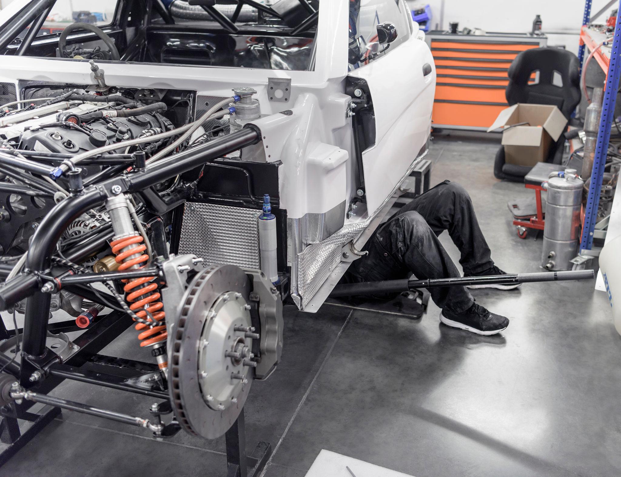 High-Performance & Niche Vehicle Engineering